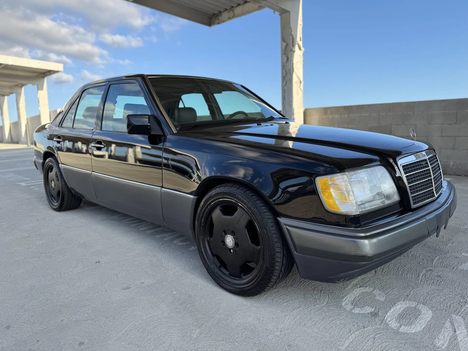 1994 Mercedes-Benz W124 E-Class - Image 23 of 31