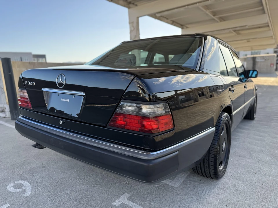 1994 Mercedes-Benz W124 E-Class - Image 28 of 31