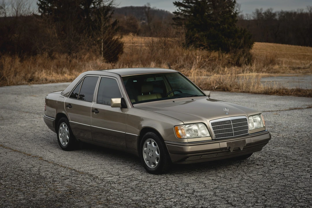 1994 Mercedes-Benz W124 E-Class - Image 13 of 31