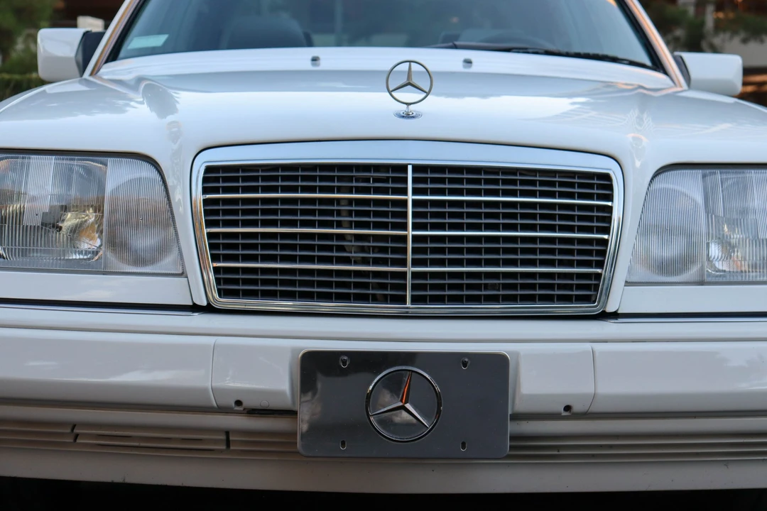1994 Mercedes-Benz W124 E-Class - Image 17 of 31