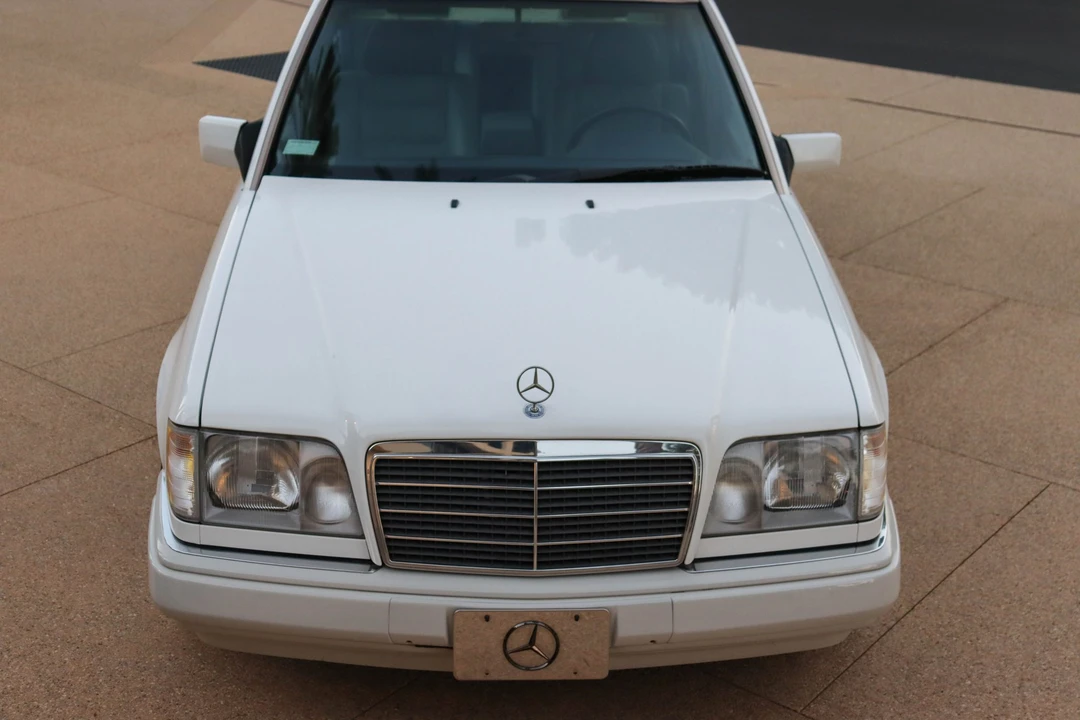 1994 Mercedes-Benz W124 E-Class - Image 16 of 31