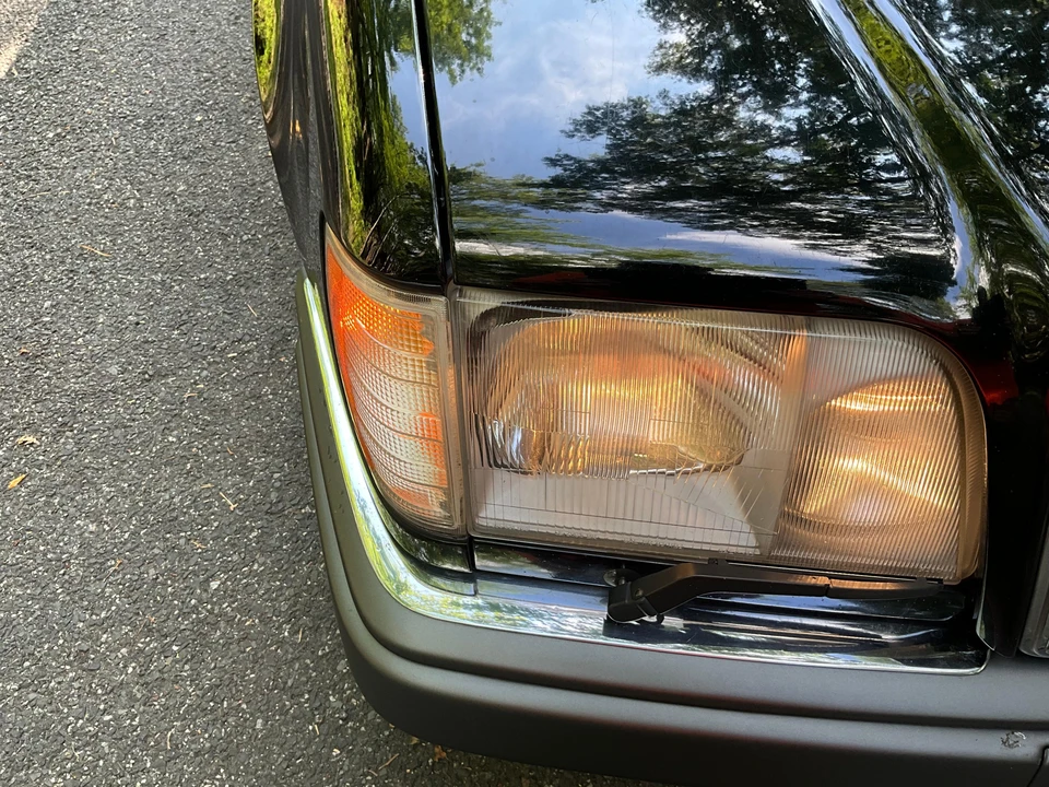 1994 Mercedes-Benz W124 E-Class - Image 11 of 31