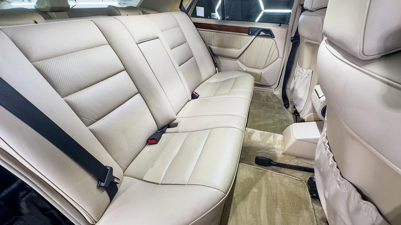 1994 Mercedes-Benz W124 E-Class - Image 29 of 31