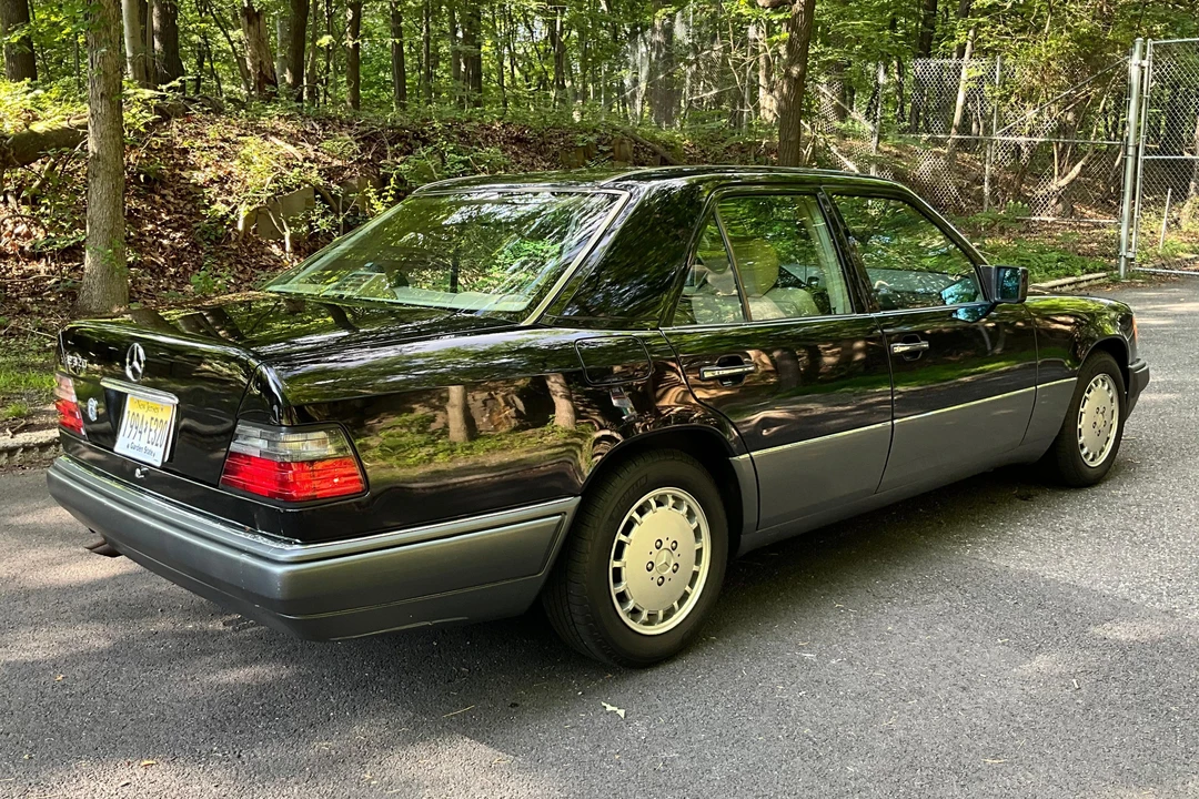 1994 Mercedes-Benz W124 E-Class - Image 4 of 31