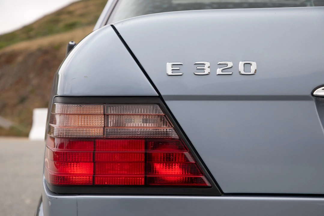 1994 Mercedes-Benz W124 E-Class - Image 30 of 31