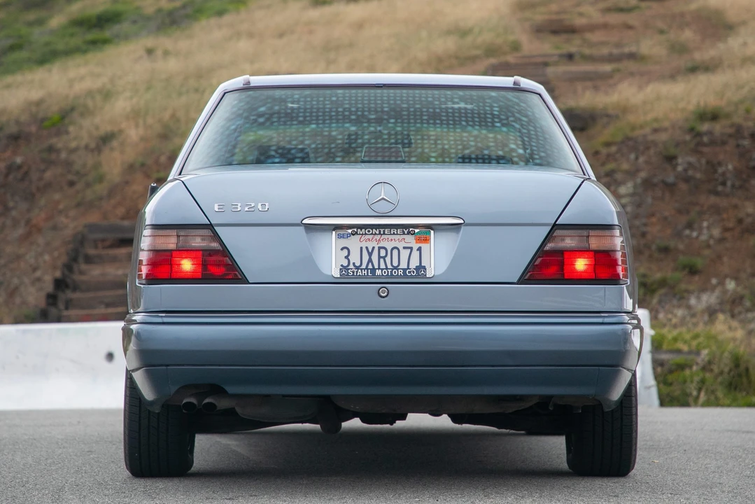 1994 Mercedes-Benz W124 E-Class - Image 12 of 31