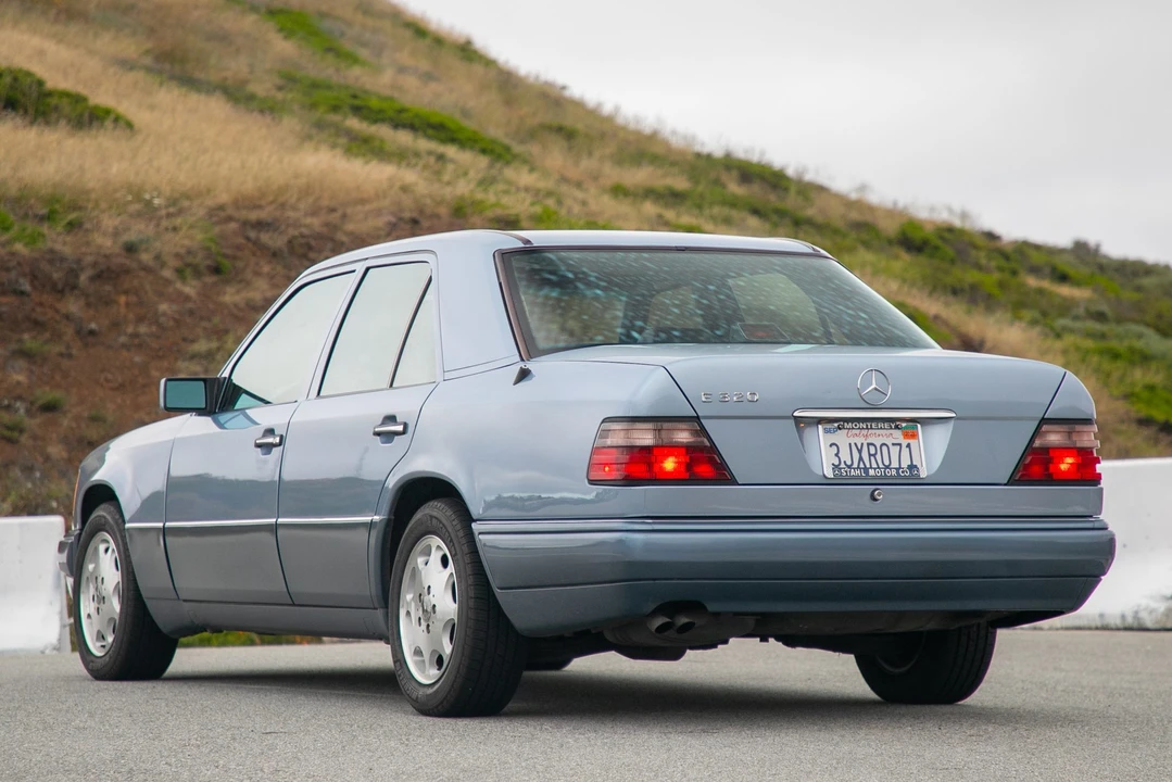 1994 Mercedes-Benz W124 E-Class - Image 15 of 31