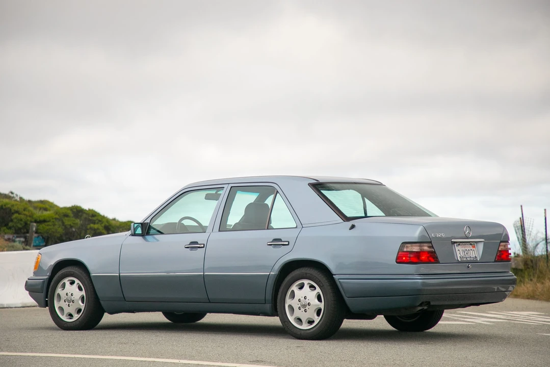 1994 Mercedes-Benz W124 E-Class - Image 16 of 31