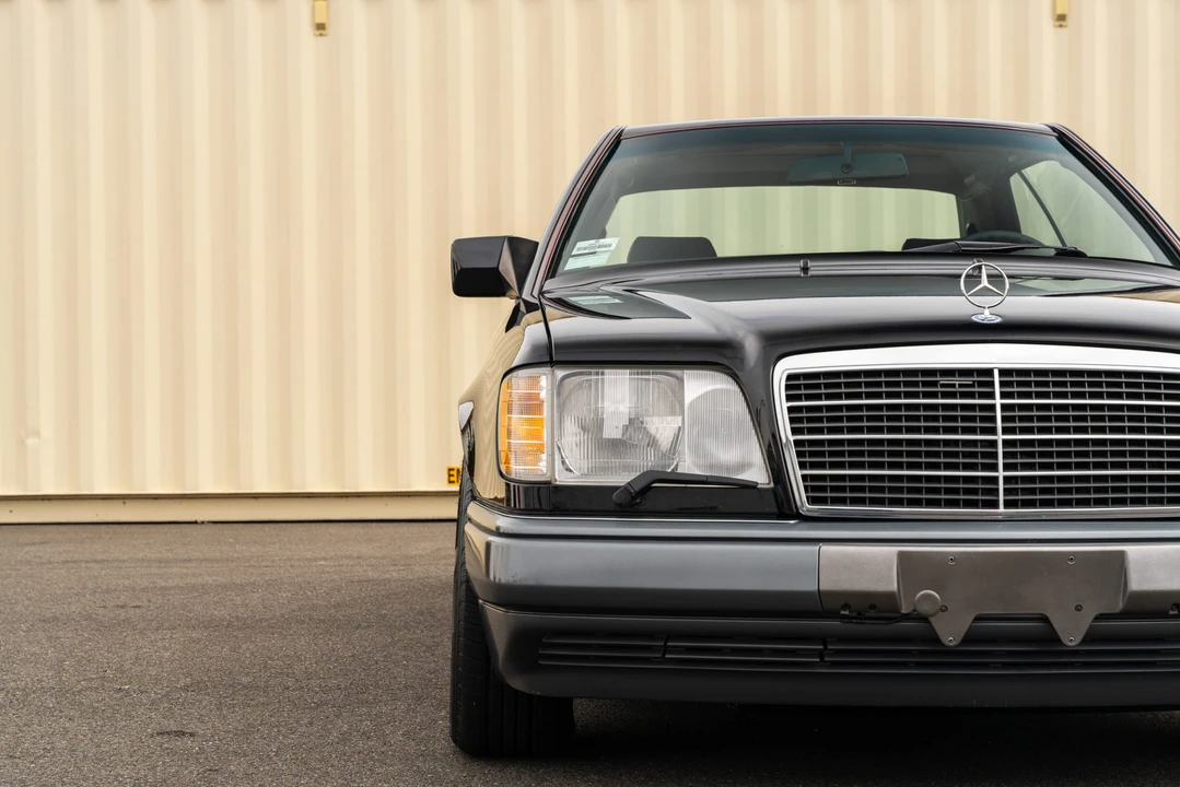 1994 Mercedes-Benz W124 E-Class - Image 11 of 31