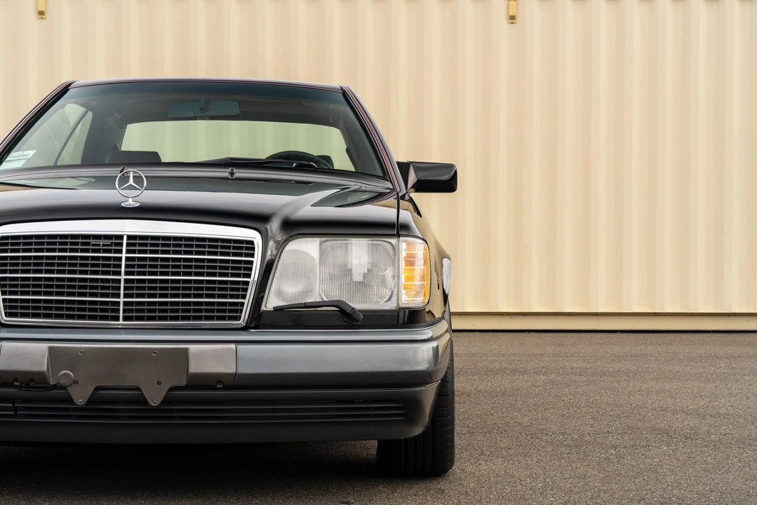 1994 Mercedes-Benz W124 E-Class - Image 12 of 31