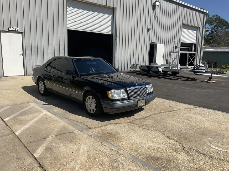 1994 Mercedes-Benz W124 E-Class - Image 6 of 31