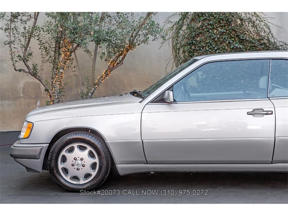 1994 Mercedes-Benz W124 E-Class - Image 11 of 31