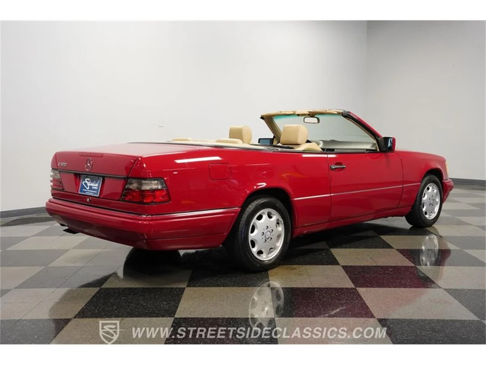 1994 Mercedes-Benz W124 E-Class - Image 11 of 31