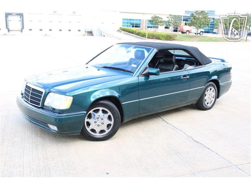 1994 Mercedes-Benz W124 E-Class - Image 11 of 31