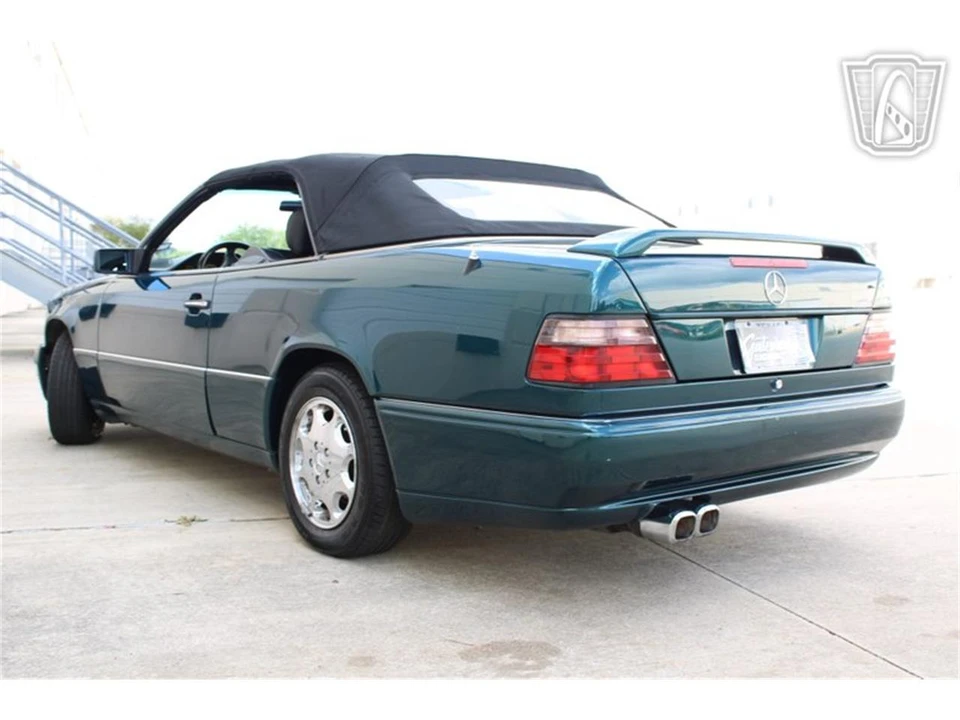 1994 Mercedes-Benz W124 E-Class - Image 17 of 31