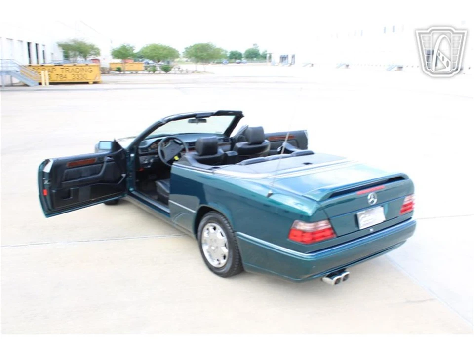 1994 Mercedes-Benz W124 E-Class - Image 8 of 31