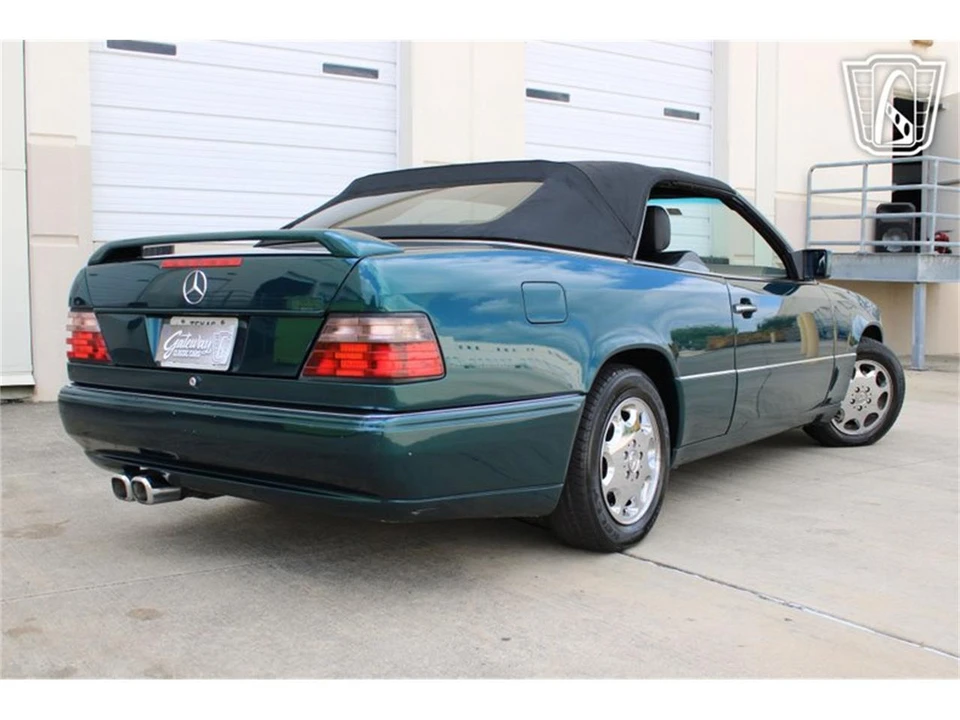 1994 Mercedes-Benz W124 E-Class - Image 23 of 31