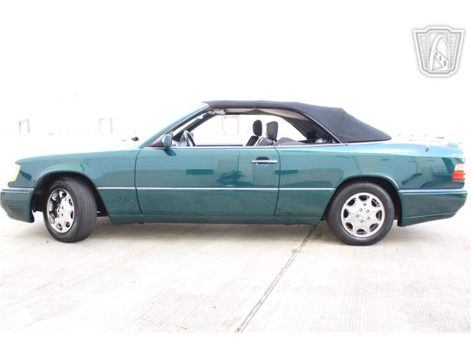 1994 Mercedes-Benz W124 E-Class - Image 14 of 31