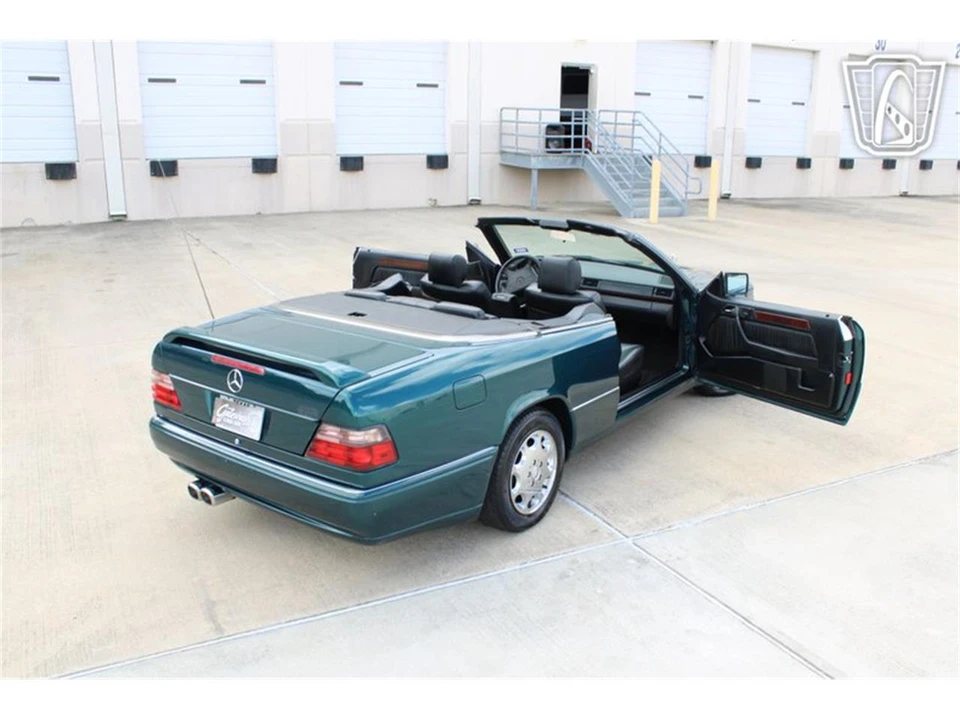 1994 Mercedes-Benz W124 E-Class - Image 9 of 31