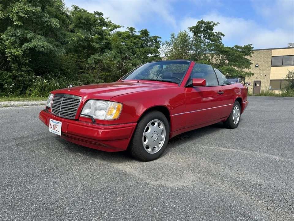 1994 Mercedes-Benz W124 E-Class - Image 2 of 31