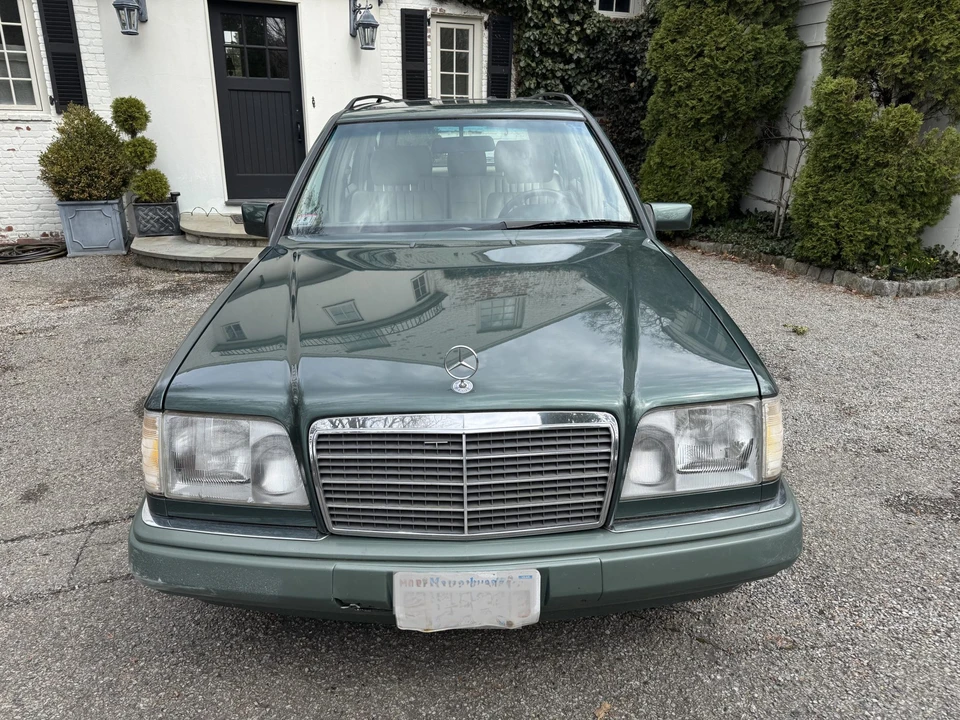 1994 Mercedes-Benz W124 E-Class - Image 10 of 31