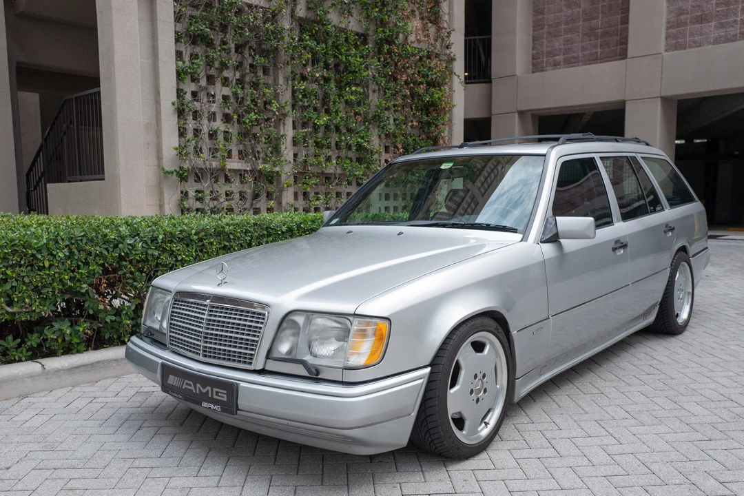 1994 Mercedes-Benz W124 E-Class - Image 9 of 31