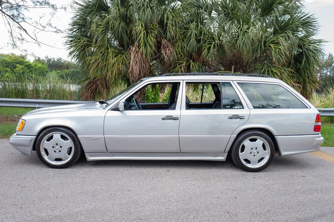1994 Mercedes-Benz W124 E-Class - Image 4 of 31