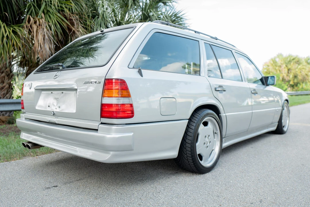 1994 Mercedes-Benz W124 E-Class - Image 7 of 31