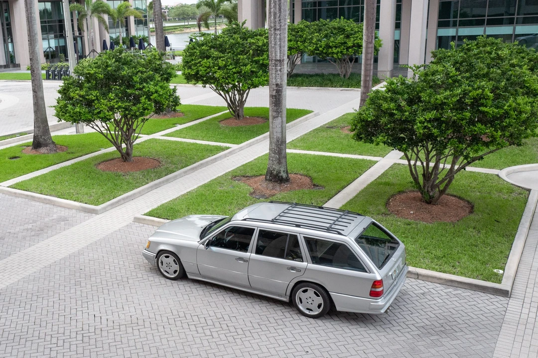 1994 Mercedes-Benz W124 E-Class - Image 18 of 31