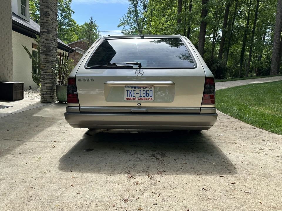 1994 Mercedes-Benz W124 E-Class - Image 26 of 31