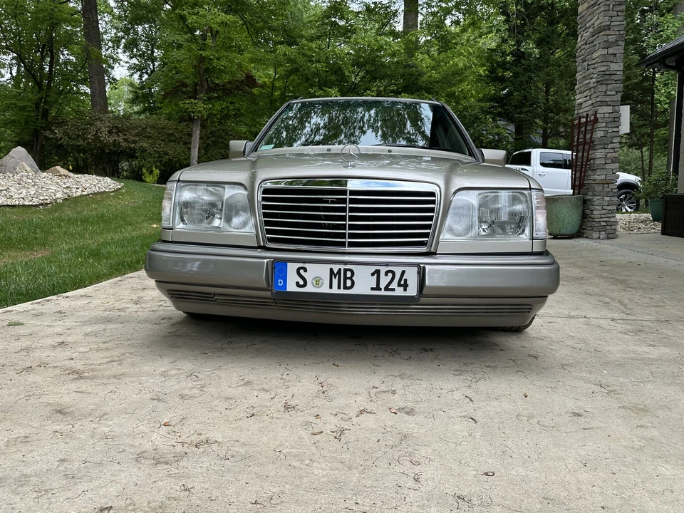 1994 Mercedes-Benz W124 E-Class - Image 8 of 31