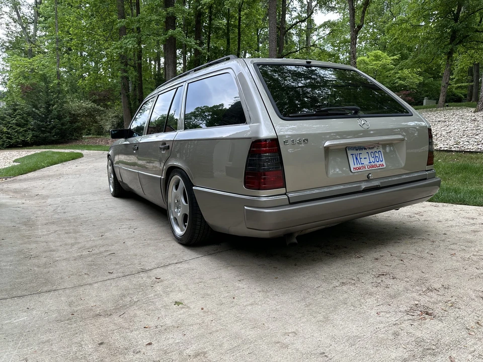 1994 Mercedes-Benz W124 E-Class - Image 29 of 31