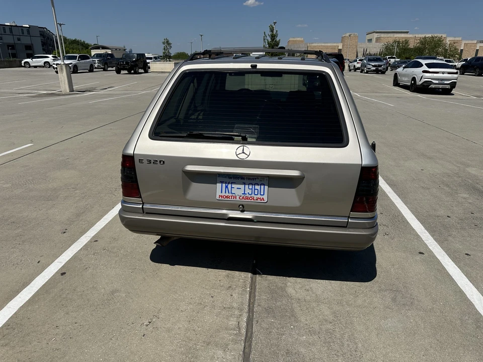 1994 Mercedes-Benz W124 E-Class - Image 28 of 31