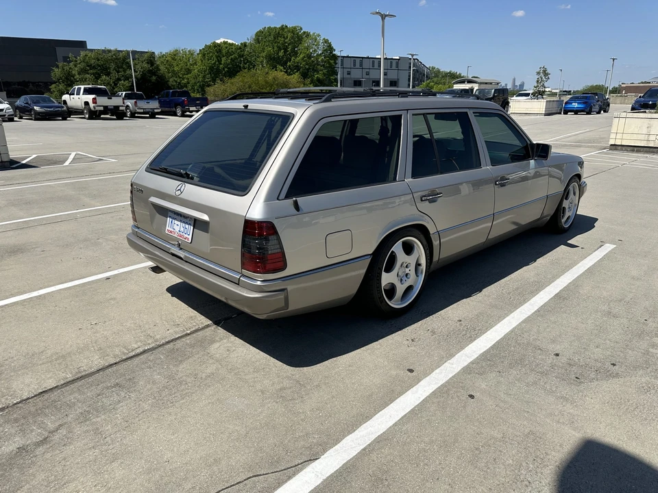 1994 Mercedes-Benz W124 E-Class - Image 23 of 31