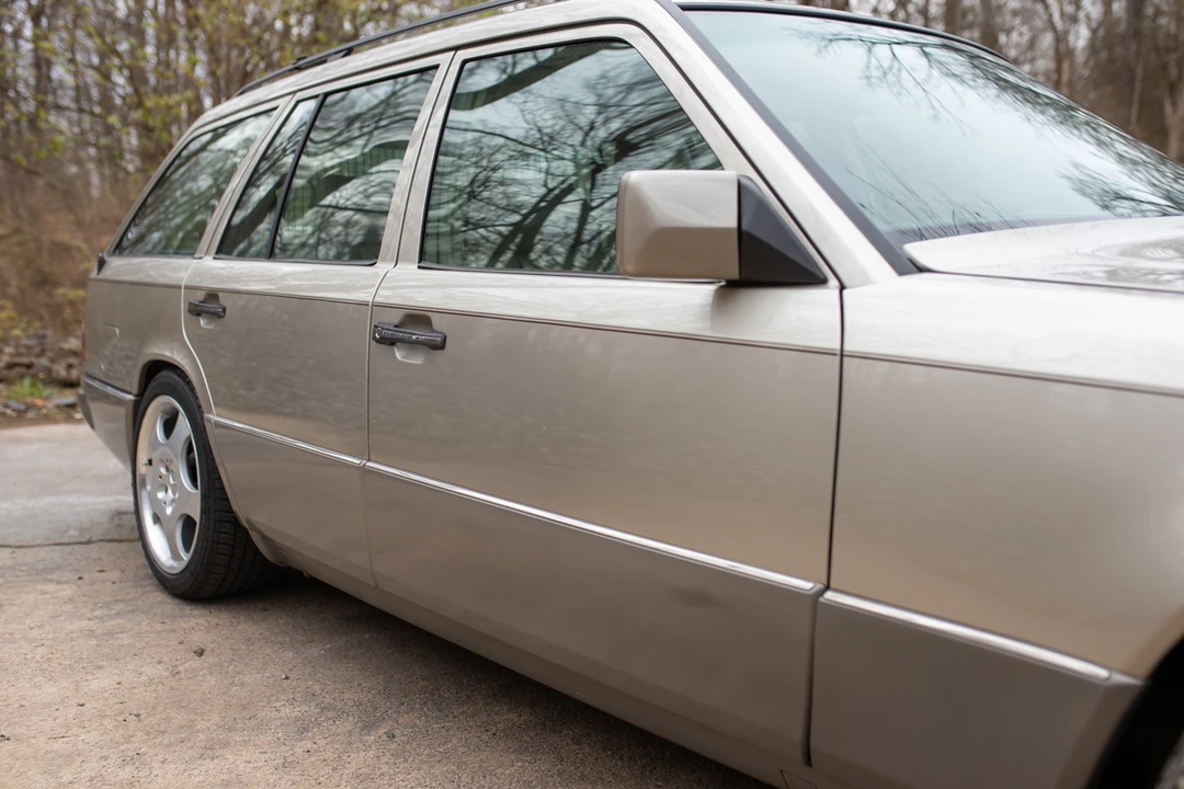 1994 Mercedes-Benz W124 E-Class - Image 23 of 31