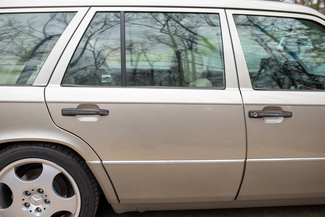 1994 Mercedes-Benz W124 E-Class - Image 24 of 31