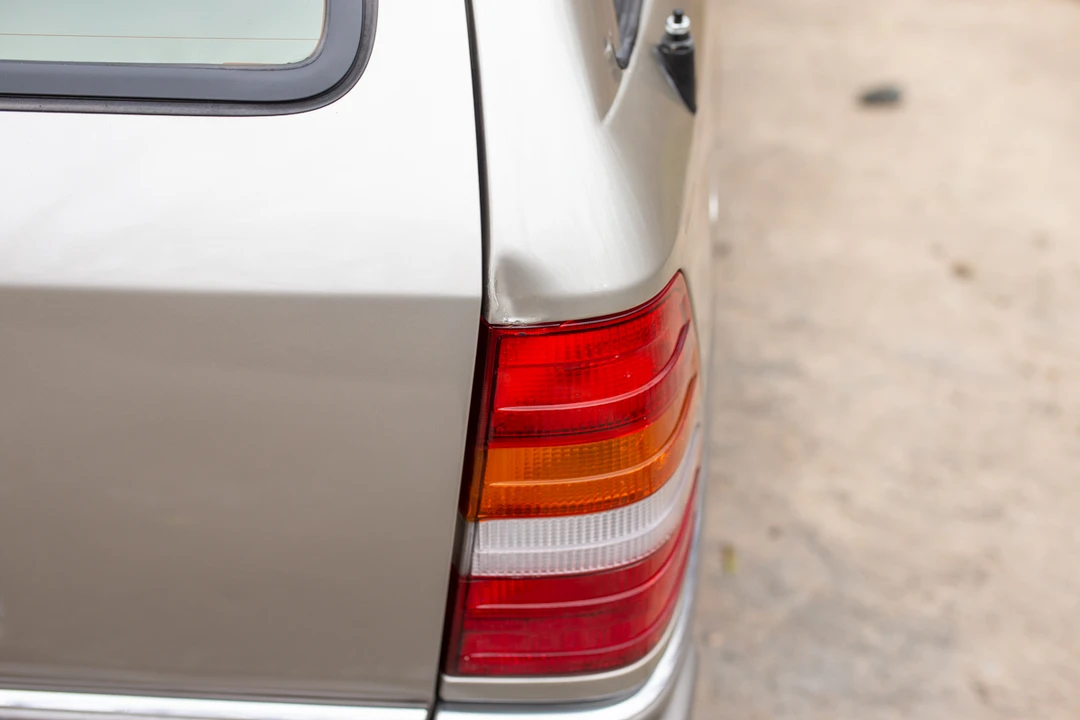 1994 Mercedes-Benz W124 E-Class - Image 28 of 31
