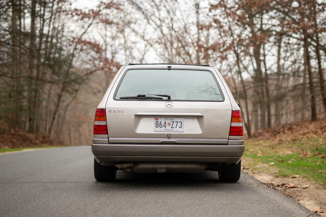1994 Mercedes-Benz W124 E-Class - Image 13 of 31