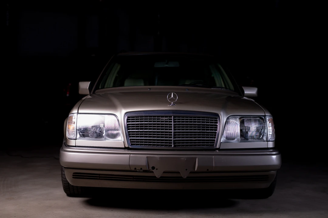 1994 Mercedes-Benz W124 E-Class - Image 18 of 31