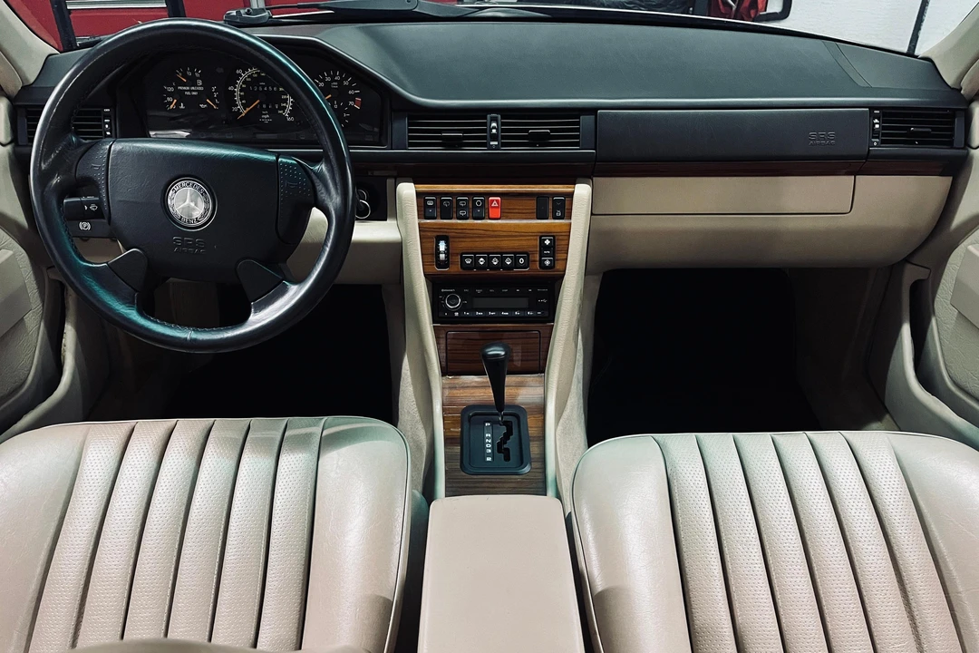 1994 Mercedes-Benz W124 E-Class - Image 31 of 31