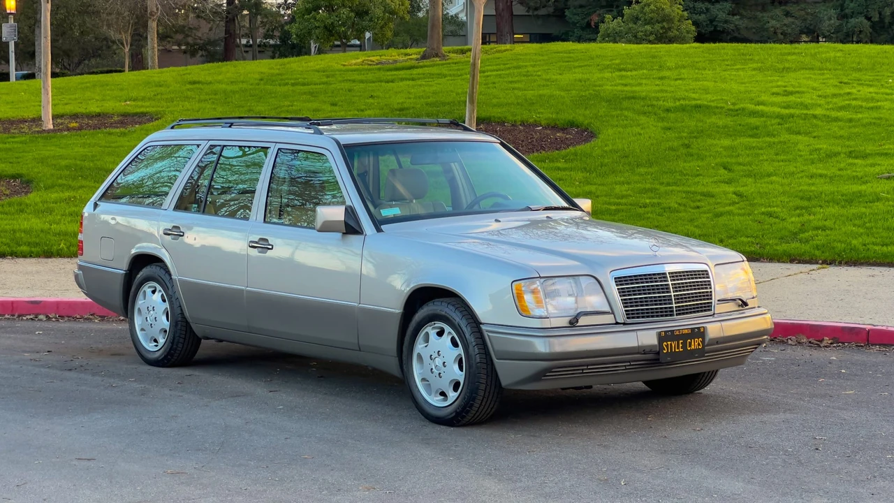 1994 Mercedes-Benz W124 E-Class - Image 17 of 31