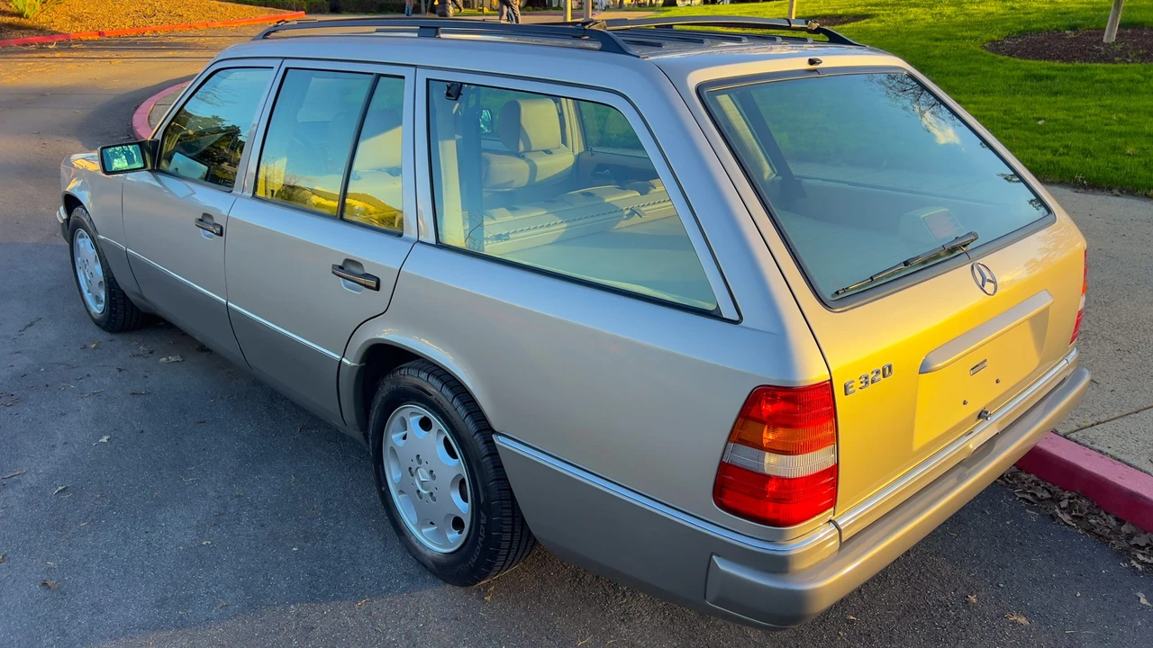 1994 Mercedes-Benz W124 E-Class - Image 26 of 31