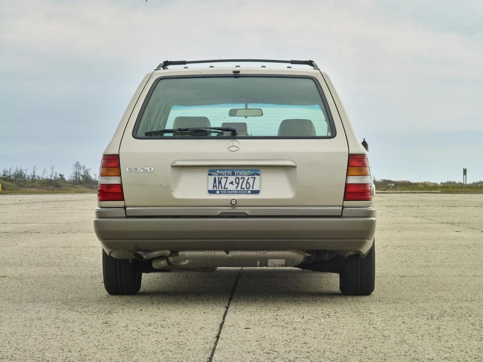 1994 Mercedes-Benz W124 E-Class - Image 19 of 31