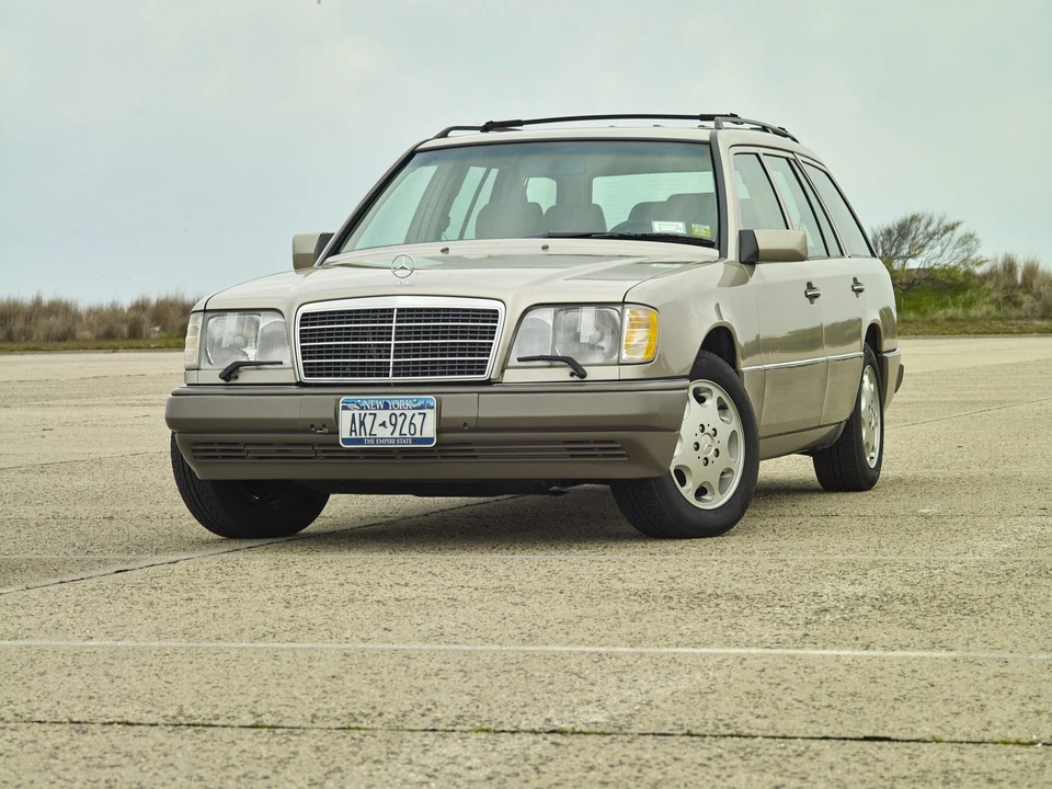 1994 Mercedes-Benz W124 E-Class - Image 4 of 31