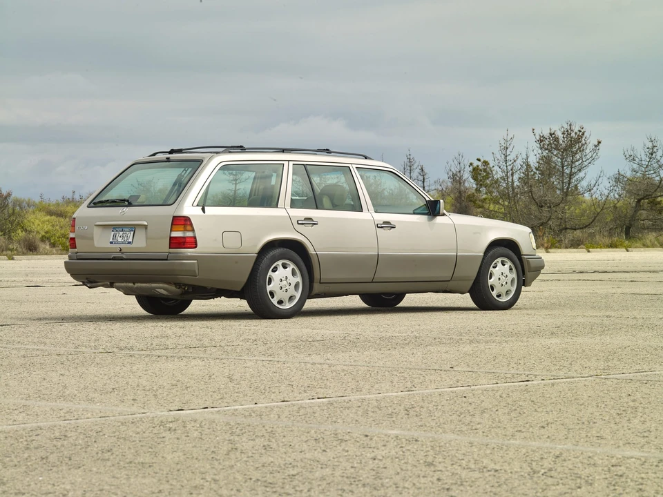 1994 Mercedes-Benz W124 E-Class - Image 15 of 31