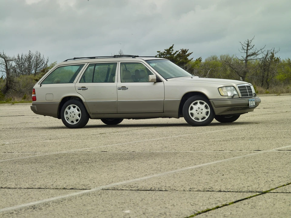1994 Mercedes-Benz W124 E-Class - Image 10 of 31