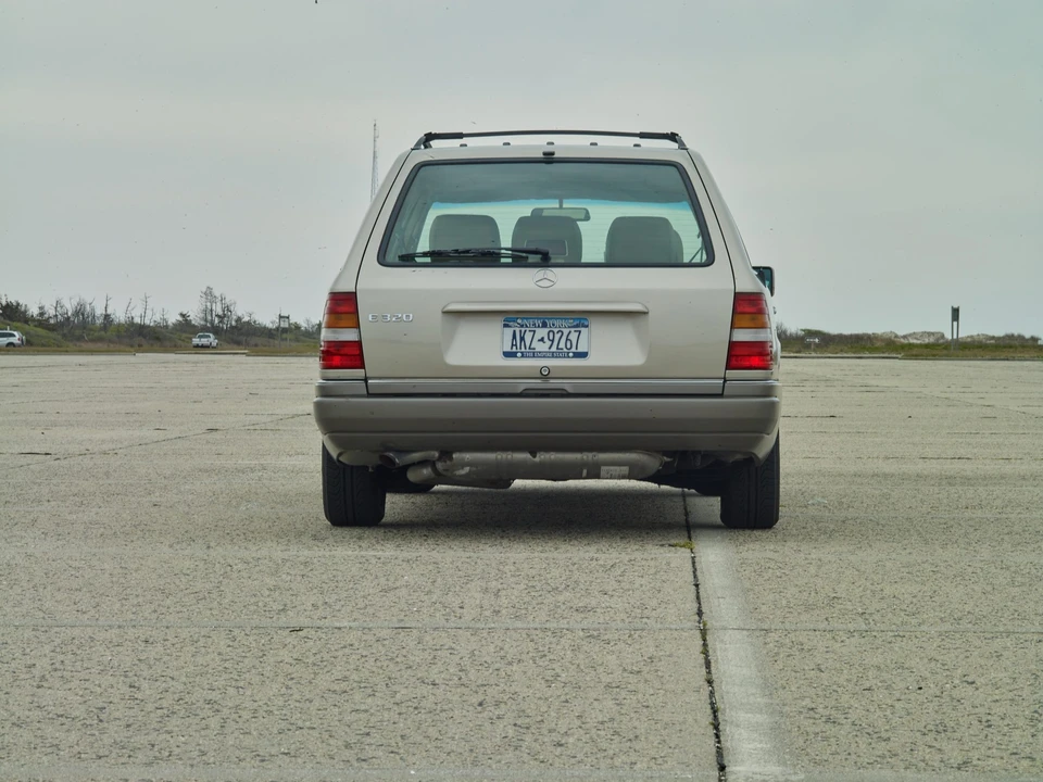 1994 Mercedes-Benz W124 E-Class - Image 20 of 31