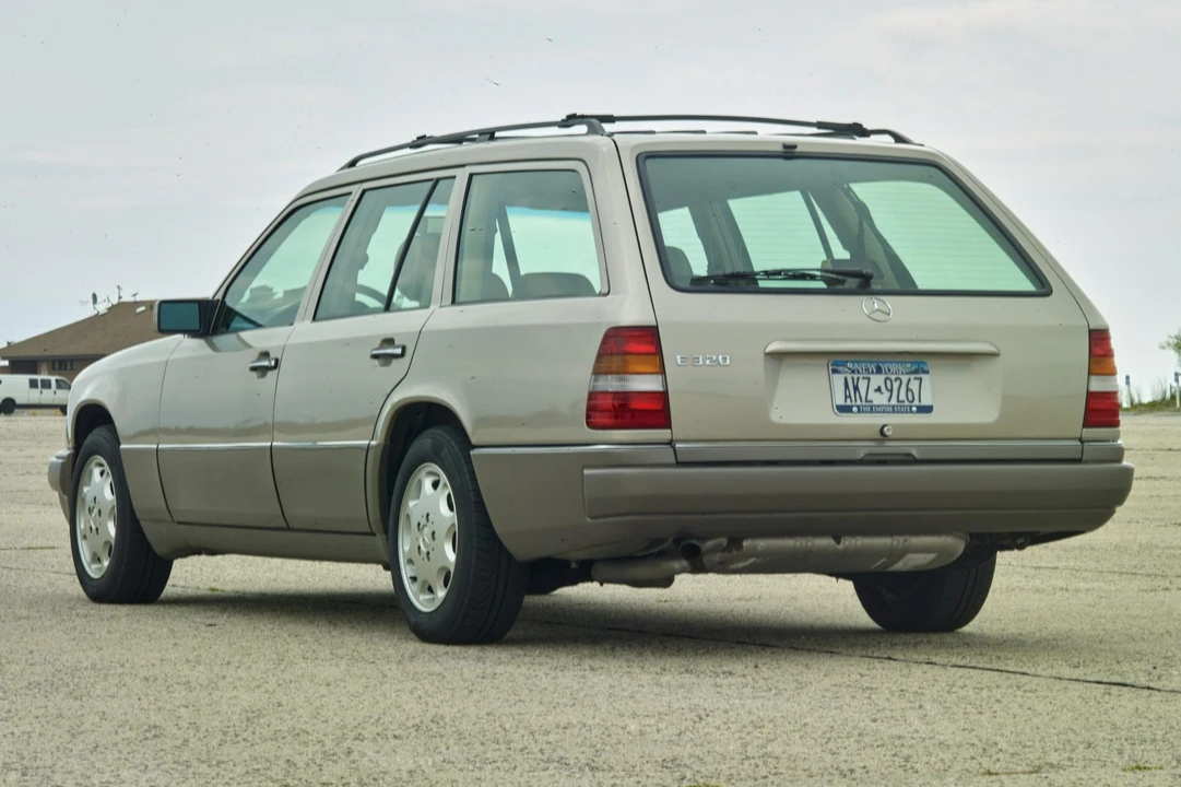 1994 Mercedes-Benz W124 E-Class - Image 22 of 31