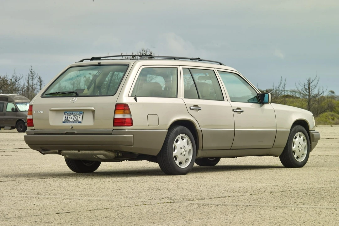 1994 Mercedes-Benz W124 E-Class - Image 16 of 31