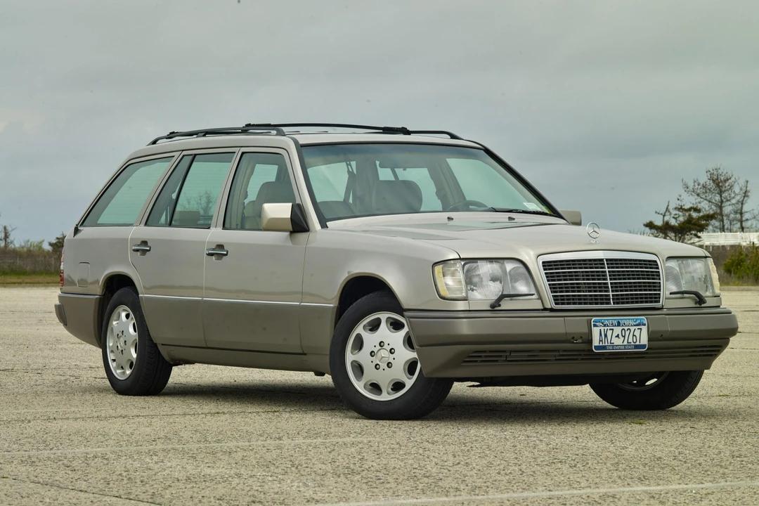1994 Mercedes-Benz W124 E-Class - Image 9 of 31